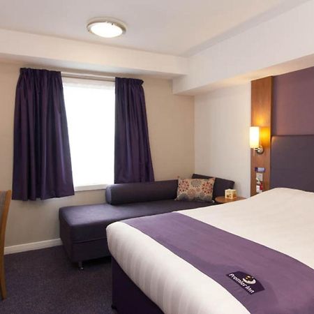 Premier Inn Dundee West Ngoại thất bức ảnh