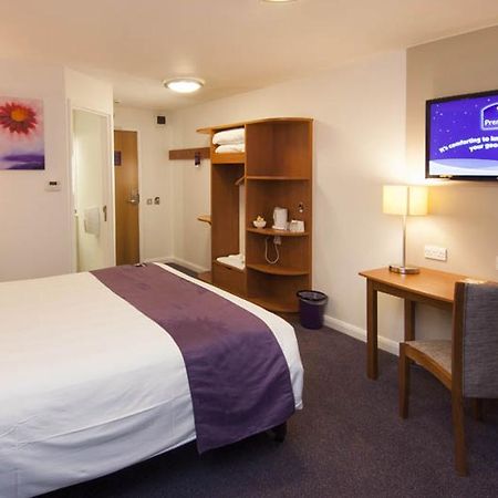 Premier Inn Dundee West Ngoại thất bức ảnh