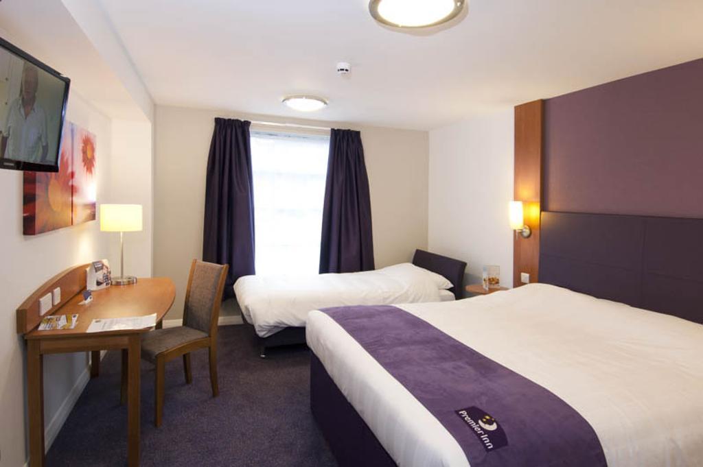 Premier Inn Dundee West Phòng bức ảnh